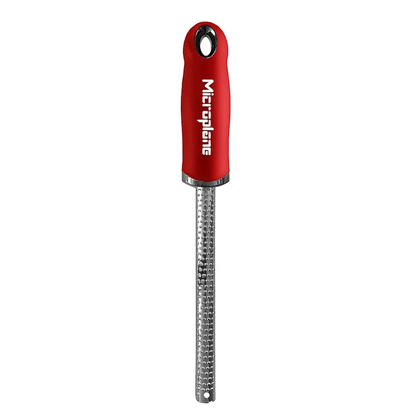 Microplane Specialty Spice Grater – Perfect for Nutmeg & Cinnamon, with Safety Cover (Red)