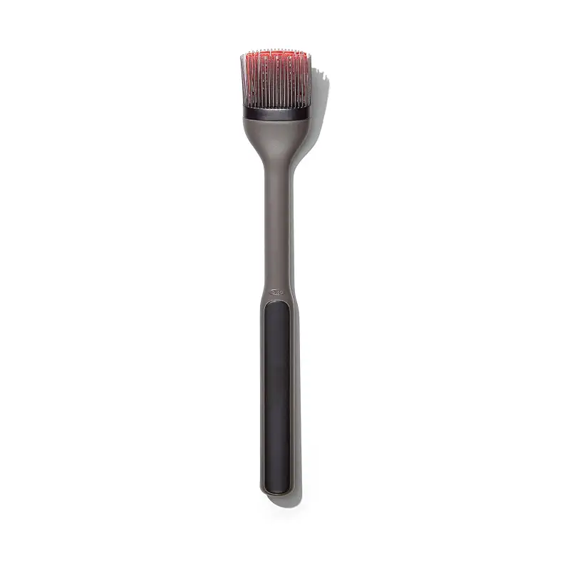 OXO Outdoor Grilling Basting Brush | High-Heat Silicone Bristles Hold Sauce, Long Reach, Ideal for Basting On or Off The Grill