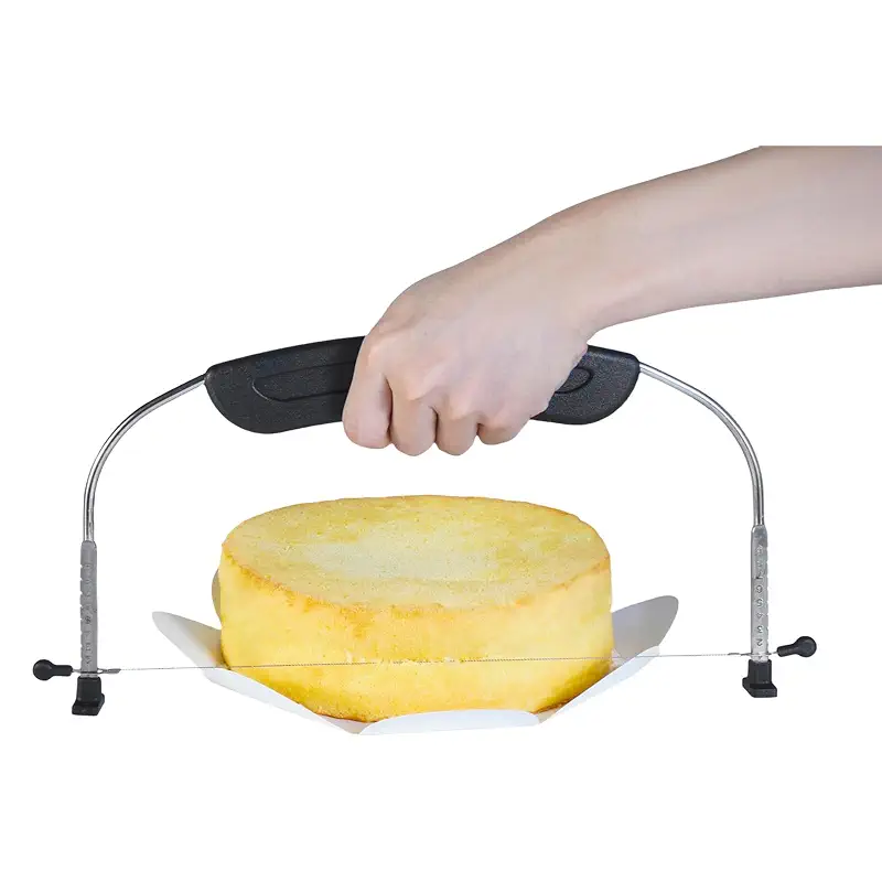Best Cake Slicer: Level, Serve, and Slice with Precision